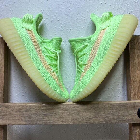Adidas Yeezy Boost 350 V2 “Glow - Picture 8 of 10